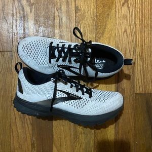 Brooks revel gently used running shoes